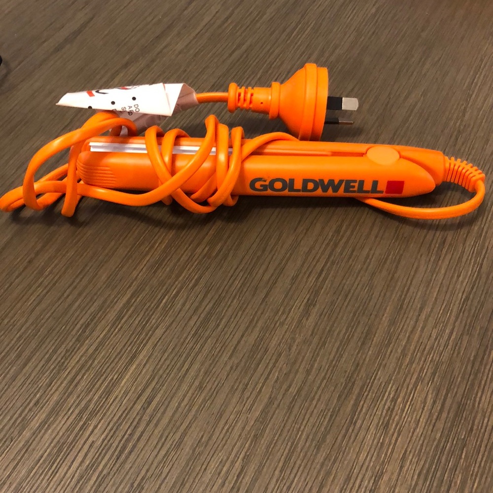 Goldwell Hair Straightener - Australian Plug In